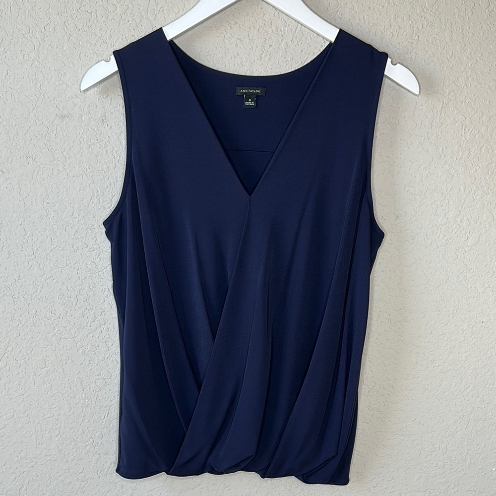 Ann Taylor Navy Blue Rayon Blend Sleeveless Surplice Wrap Bubble Hem Top Size‎ S